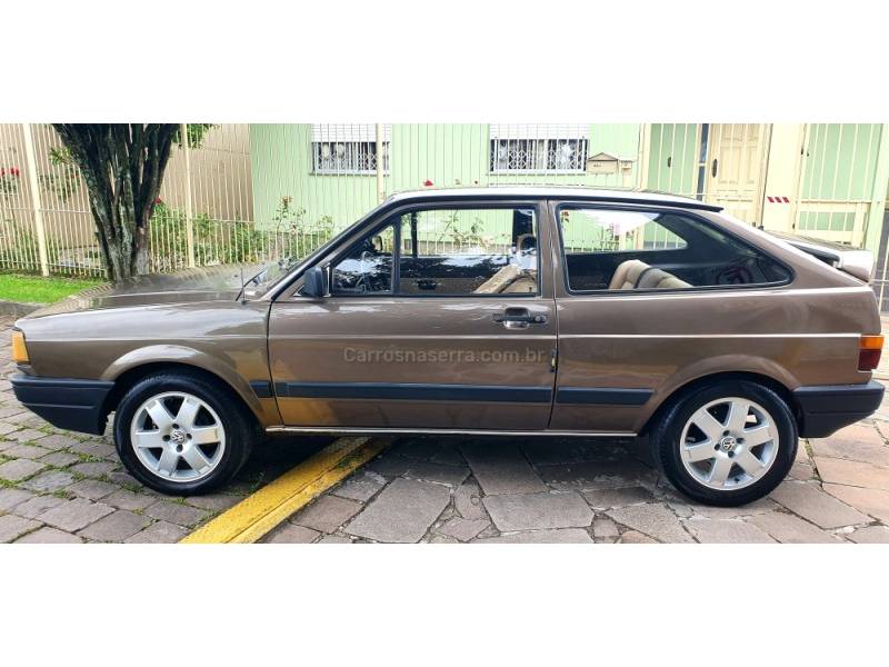 VOLKSWAGEN - GOL - 1989/1989 - Marrom - R$ 16.900,00