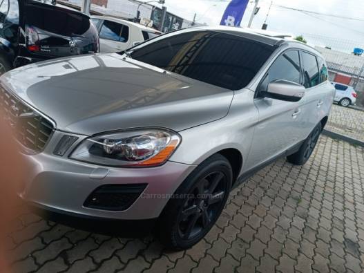 VOLVO - XC60 - 2011/2012 - Prata - R$ 67.900,00