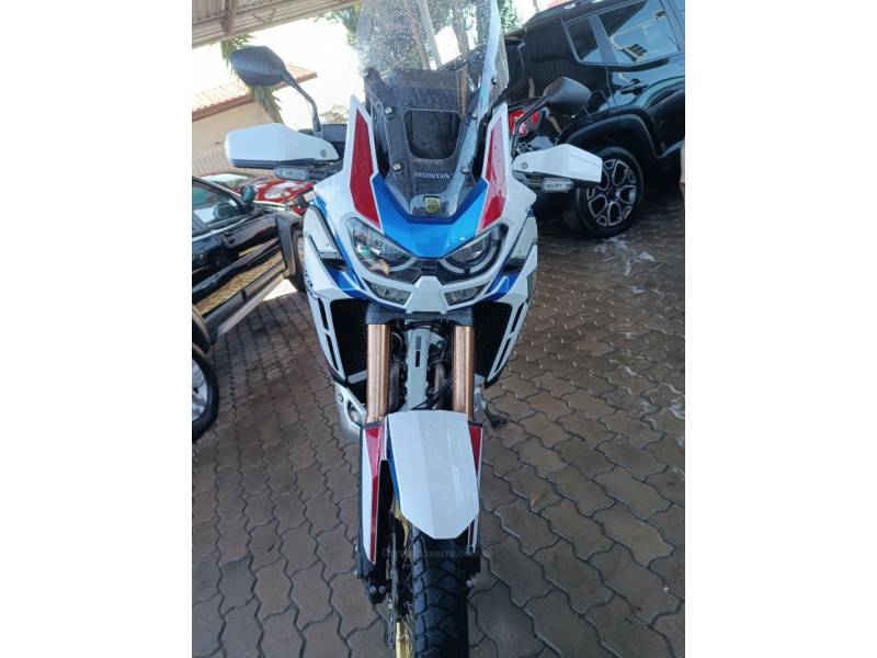 HONDA - CRF 1100L AFRICA TWIN ADVENTURE SPORTS DCT - 2021/2021 - Branca - R$ 92.900,00