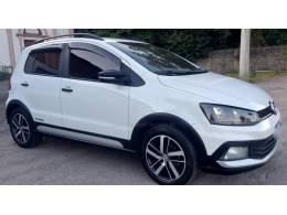 VOLKSWAGEN - FOX - 2017/2018 - Branca - R$ 62.000,00