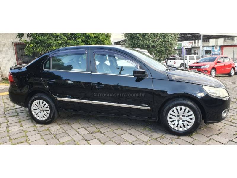 VOLKSWAGEN - VOYAGE - 2011/2011 - Preta - R$ 29.900,00