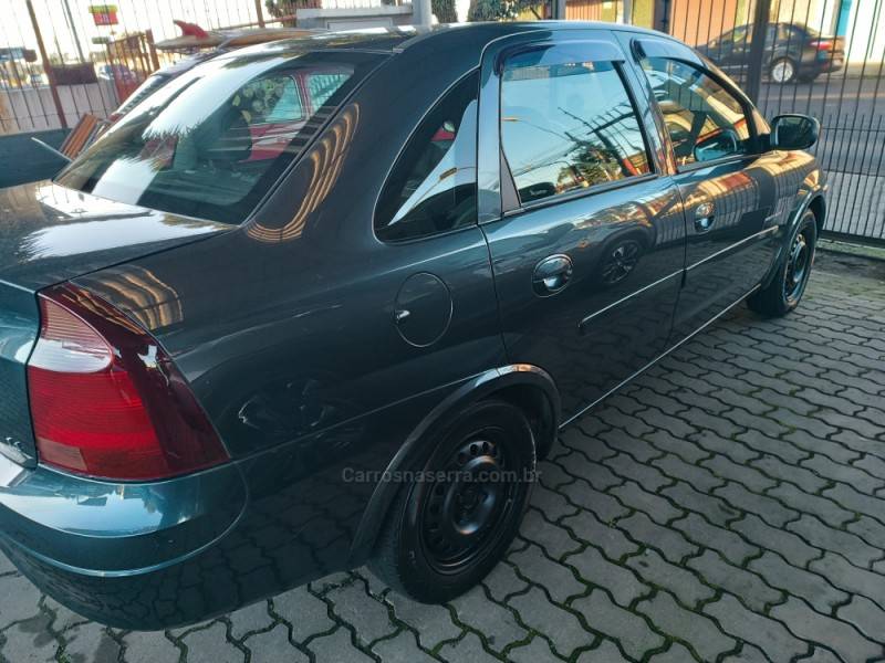 CHEVROLET - CORSA - 2009/2009 - Cinza - R$ 28.900,00