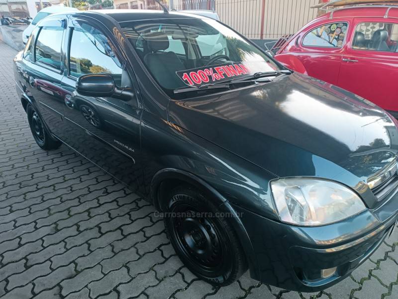 CHEVROLET - CORSA - 2009/2009 - Cinza - R$ 28.900,00