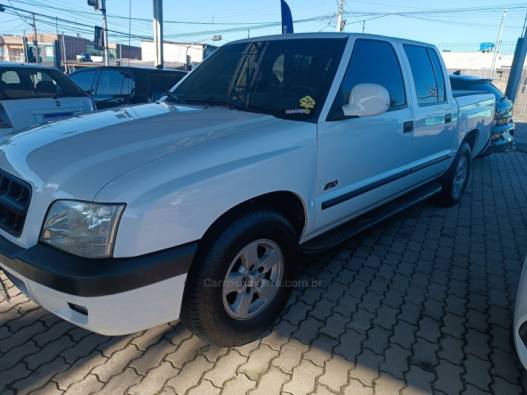 CHEVROLET - S10 - 2003/2004 - Branca - R$ 58.900,00