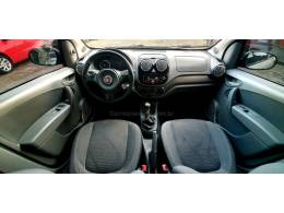 FIAT - PALIO - 2014/2014 - Prata - R$ 39.900,00