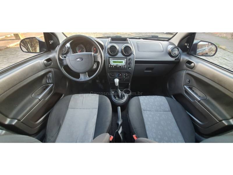 FORD - FIESTA - 2012/2012 - Preta - R$ 28.900,00