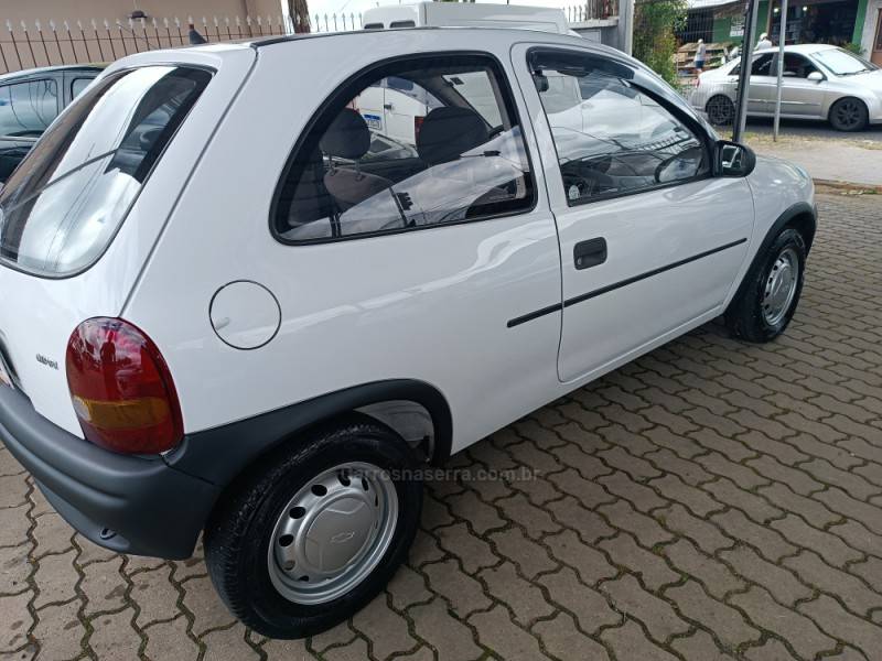 CHEVROLET - CORSA - 1997/1997 - Branca - R$ 14.900,00