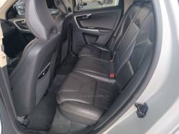 VOLVO - XC60 - 2011/2012 - Prata - R$ 67.900,00