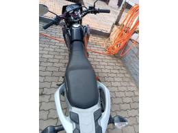 HONDA - NXR 150 - 2014/2014 - Preta - R$ 13.800,00