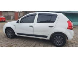 RENAULT - SANDERO - 2012/2012 - Branca - R$ 31.900,00