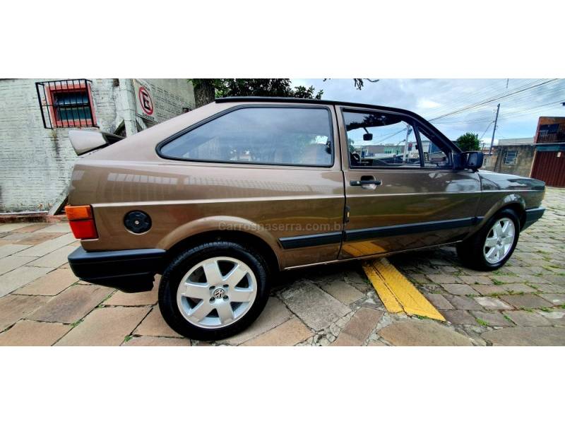 VOLKSWAGEN - GOL - 1989/1989 - Marrom - R$ 16.900,00