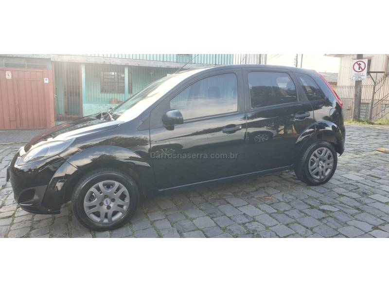 FORD - FIESTA - 2012/2012 - Preta - R$ 28.900,00