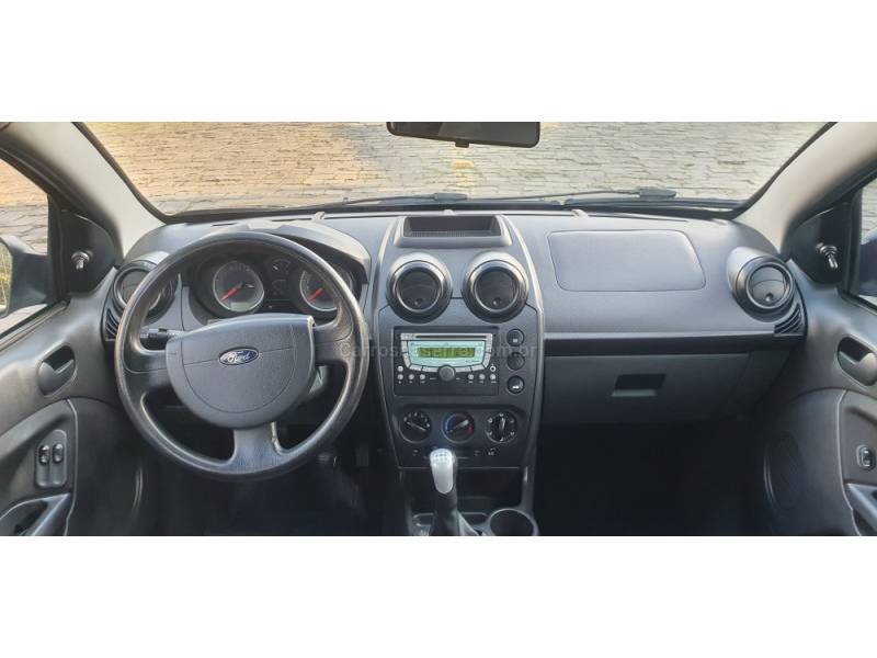 FORD - FIESTA - 2012/2012 - Preta - R$ 28.900,00