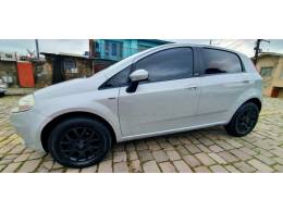 FIAT - PUNTO - 2011/2011 - Prata - R$ 32.900,00