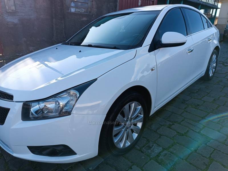 CHEVROLET - CRUZE - 2011/2012 - Branca - R$ 54.900,00